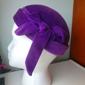 1950's Vintage Purple Velvet Hat